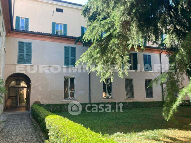 Appartamento in residenziale in Via del Santellone 120