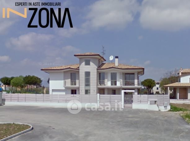 Appartamento in residenziale in Via d'Annunzio 30