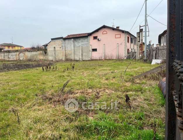Terreno edificabile in residenziale in Via Giacomo Matteotti
