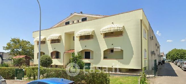 Ufficio in commerciale in Via Siria