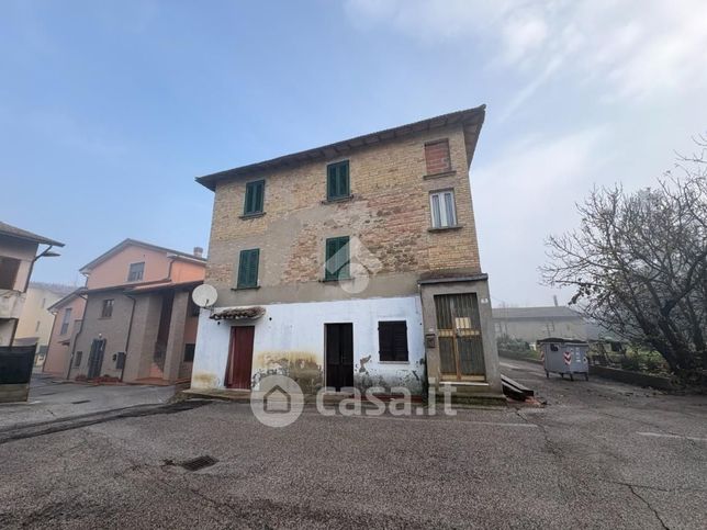 Casa bi/trifamiliare in residenziale in LocalitÃ  Santa Lucia 8