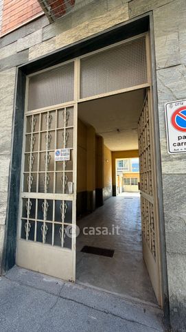 Box/posto auto in residenziale in Via Vipacco 5