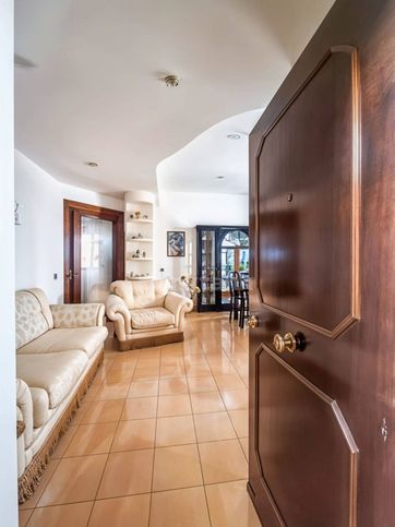 Appartamento in residenziale in Via Rosario Cascino 17