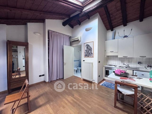 Appartamento in residenziale in Via Zamboni
