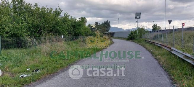 Terreno agricolo in commerciale in Largo Arco