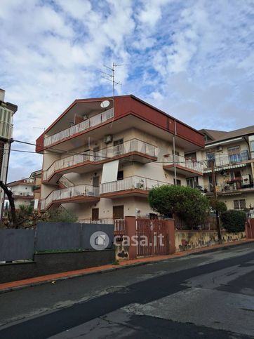 Appartamento in residenziale in Via Ugo Foscolo