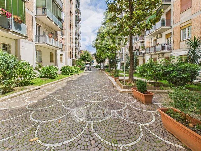 Appartamento in residenziale in Via Amico Bignami