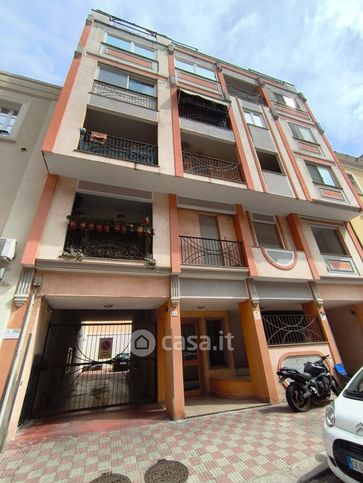 Appartamento in residenziale in Via Vincenzo Bellini 34