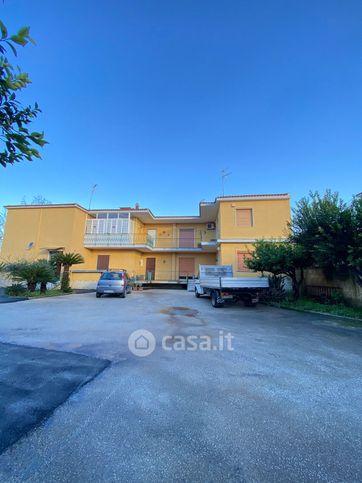 Appartamento in residenziale in Via Francesco Frezza 143