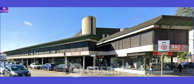 Ufficio in commerciale in Via Nuccia Casula 17