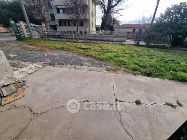 Casa indipendente in residenziale in Via Biscaretti