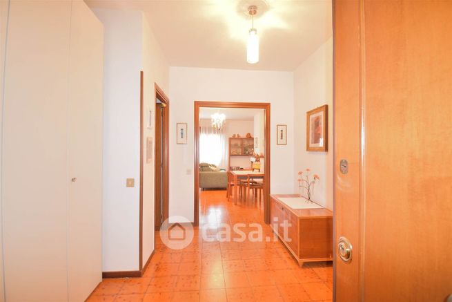 Appartamento in residenziale in Via Trilussa 123