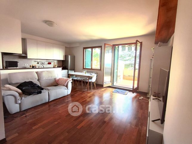 Appartamento in residenziale in Via delle Grotte 1