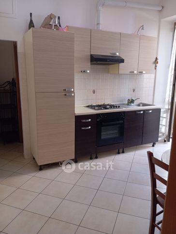 Appartamento in residenziale in Via Natale Allegri
