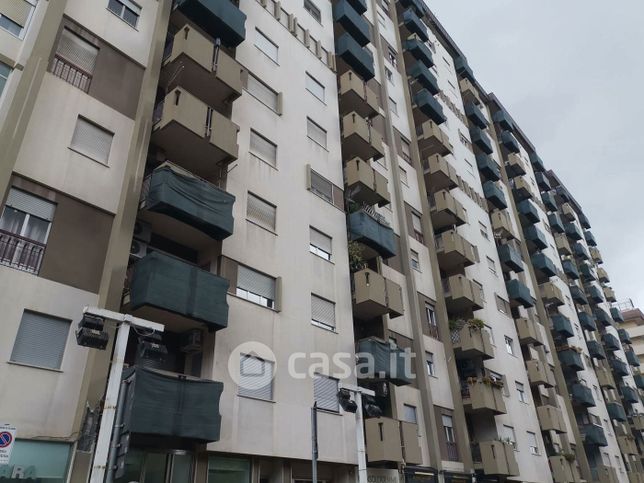 Box/posto auto in residenziale in Viale Strasburgo 204