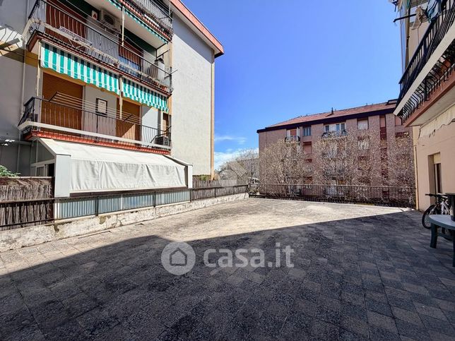 Appartamento in residenziale in Via Nino Bixio 23