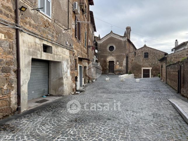 Garage/posto auto in residenziale in Piazza San Biagio 3