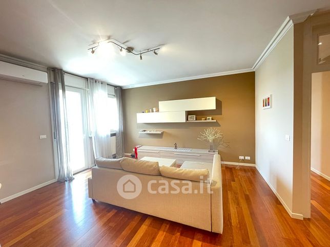 Attico/mansarda in residenziale in Via Giorgione 3