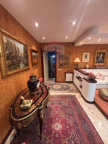Appartamento in residenziale in Via Nino di Franco 24