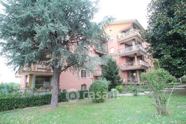Appartamento in residenziale in Via Monte Grappa 4