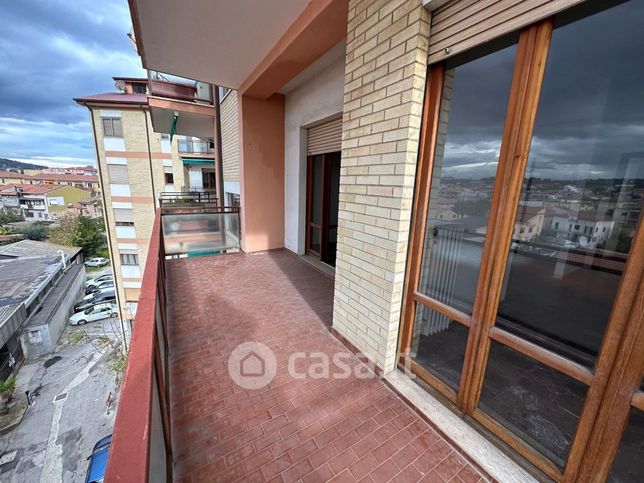 Appartamento in residenziale in Via Dante Alighieri 31