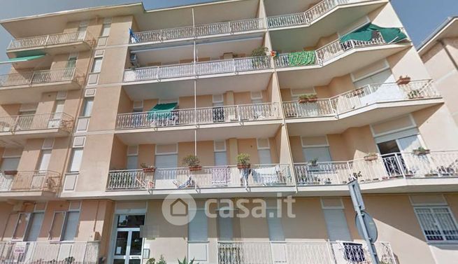 Appartamento in residenziale in Via Lungofiume