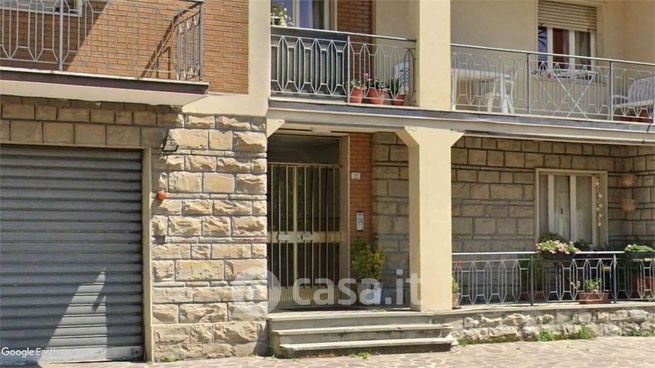Appartamento in residenziale in Via Primo Manni 22