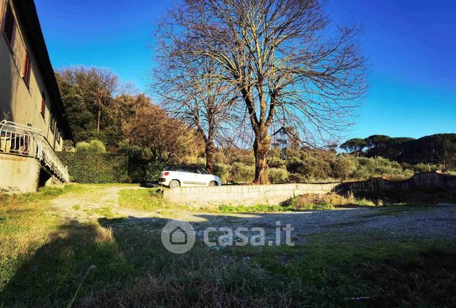 Rustico/casale in residenziale in 