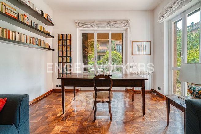 Appartamento in residenziale in Via Antonio Stoppani 18
