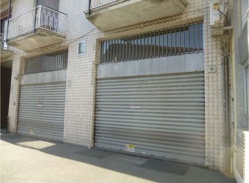 Ufficio in commerciale in Viale Italia 4