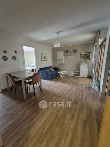 Ufficio in commerciale in Via San Martino 32