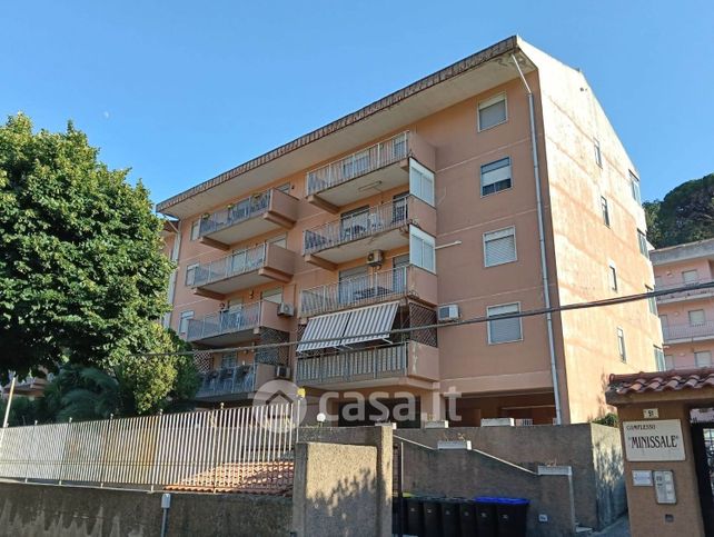 Appartamento in residenziale in Via Colleoni 51