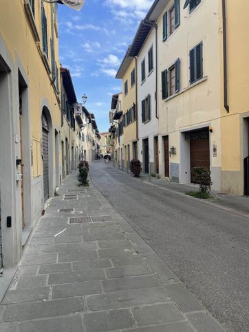 Box/posto auto in residenziale in 
