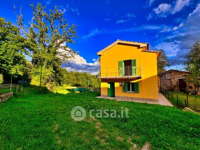 Casa indipendente in residenziale in Vecciola