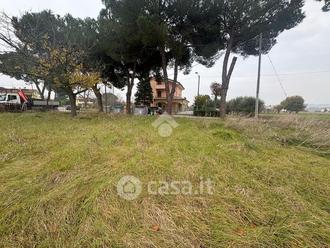 Terreno agricolo in commerciale in Via Mavoncello 32