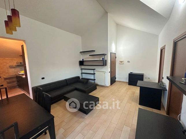 Appartamento in residenziale in Via Ticino 8