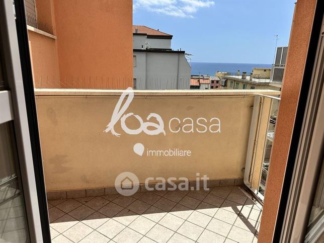 Appartamento in residenziale in Via Aurelia 169