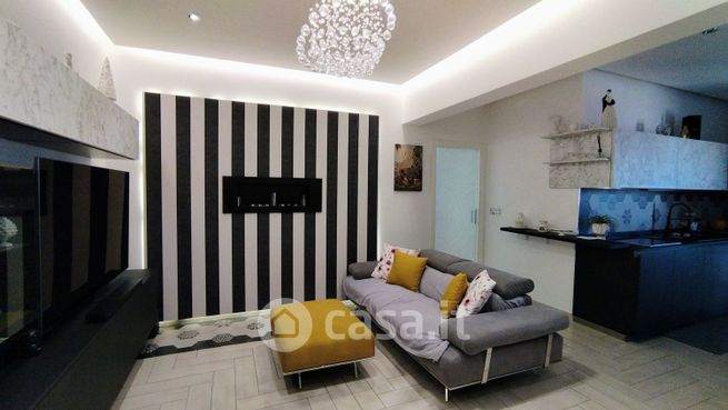 Appartamento in residenziale in Via Sorrento 6