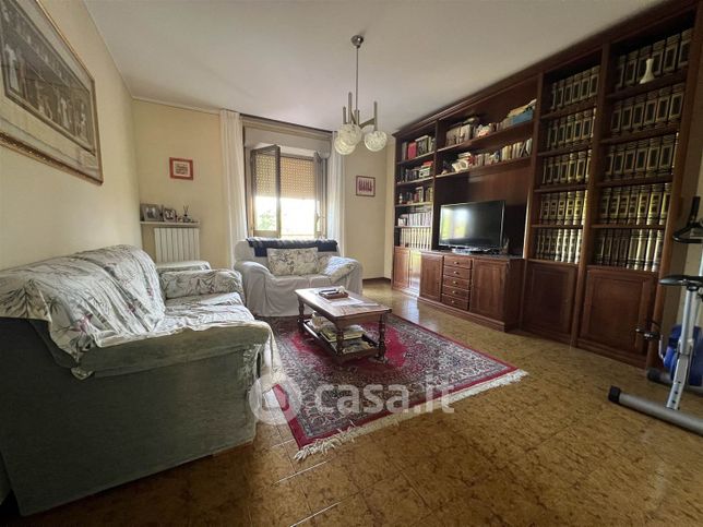 Appartamento in residenziale in Via B. Croce