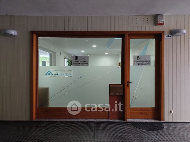 Ufficio in commerciale in Via Cesare Battisti 26