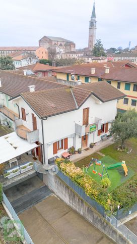 Villetta a schiera in residenziale in 