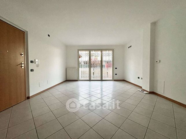 Appartamento in residenziale in Via Giorgio Ambrosoli 12