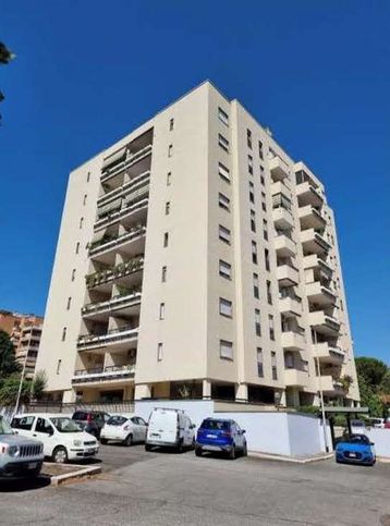 Appartamento in residenziale in Via Mar della Cina 230