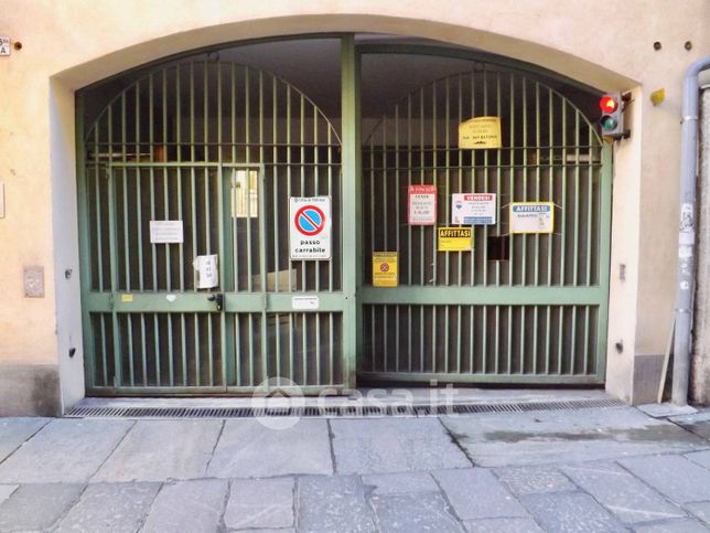 Garage/posto auto in residenziale in Via Porta Palatina 6