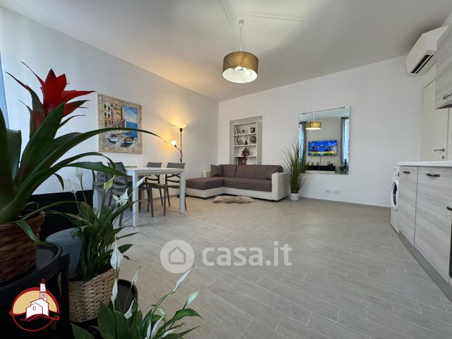 Appartamento in residenziale in Via Sestri 1