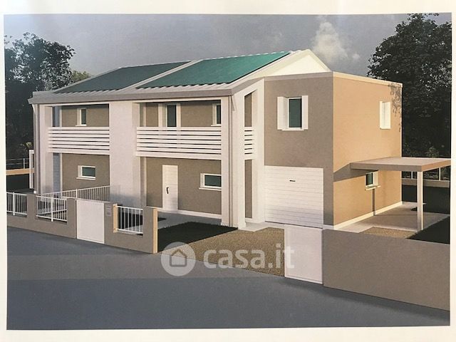 Casa bi/trifamiliare in residenziale in