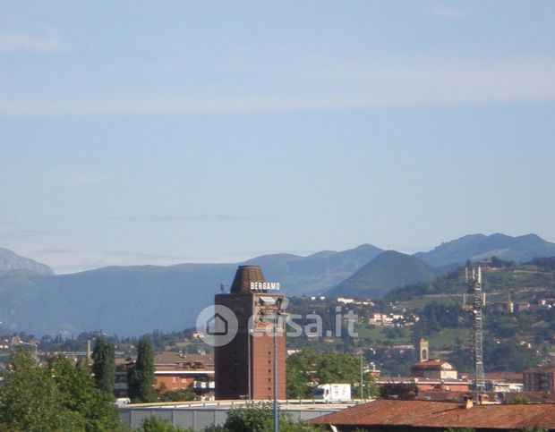 Terreno agricolo in commerciale in Via per Azzano