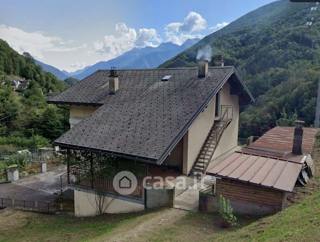 Appartamento in residenziale in Via Carlo Angela