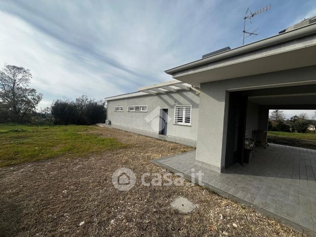 Casa indipendente in residenziale in Via Colle Nasone 136