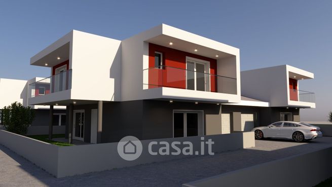 Casa bi/trifamiliare in residenziale in Via Cesare Battisti 78